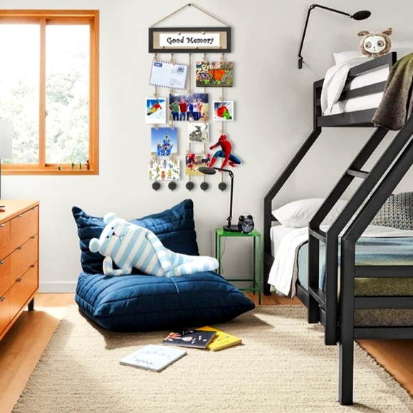 Wall Mount Picture Frame Organizer - Picture 5 of 5